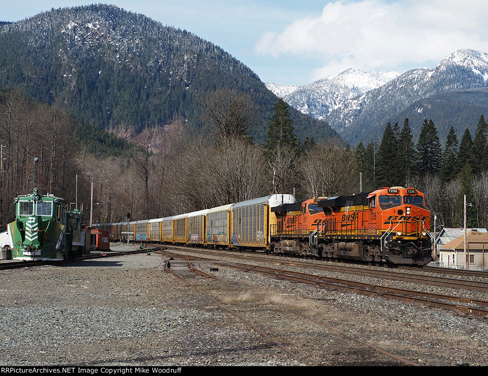 BNSF 7236